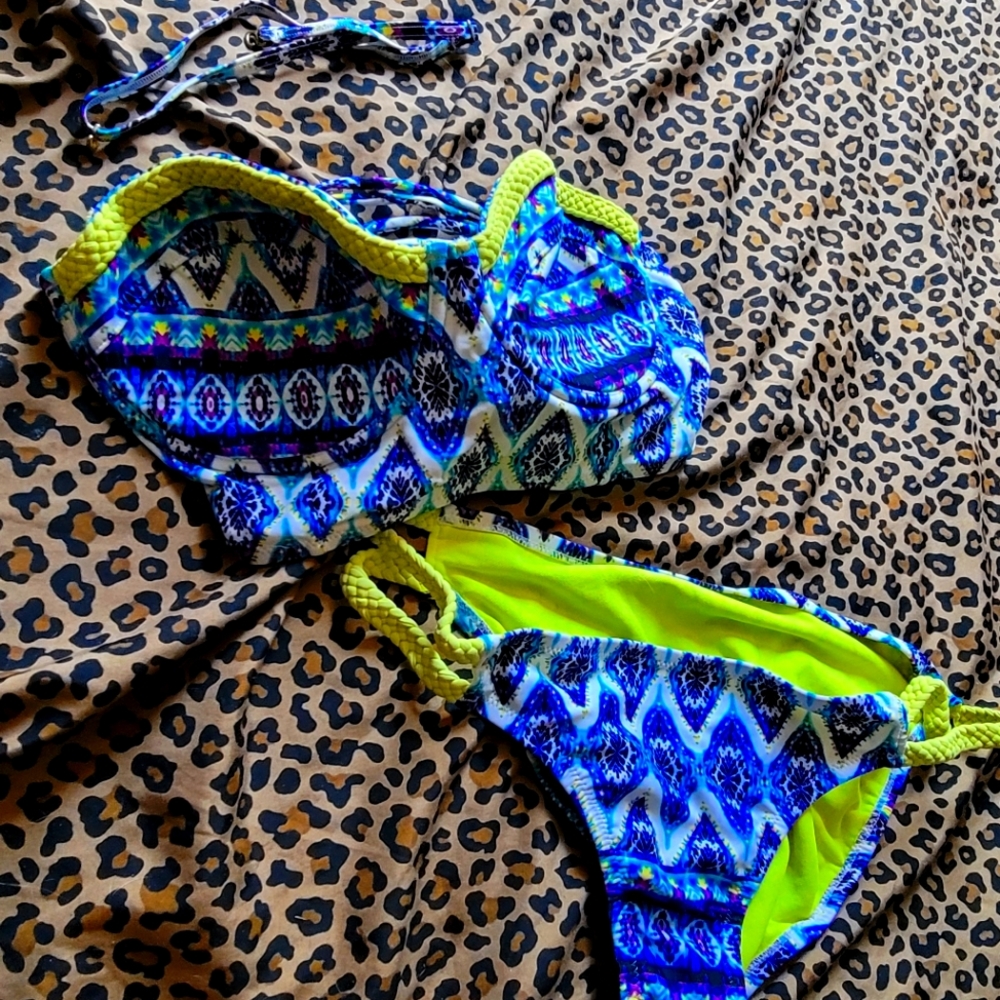 Jessica simpson large bikini